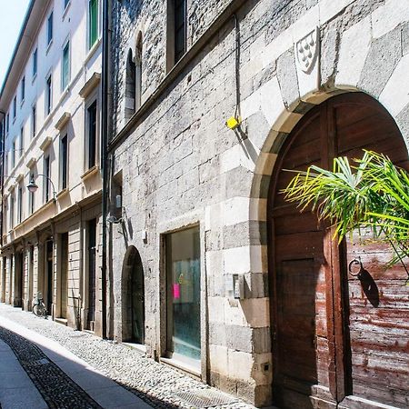 Apartament Palazzo Del Pero - The House Of Travelers Como Zewnętrze zdjęcie
