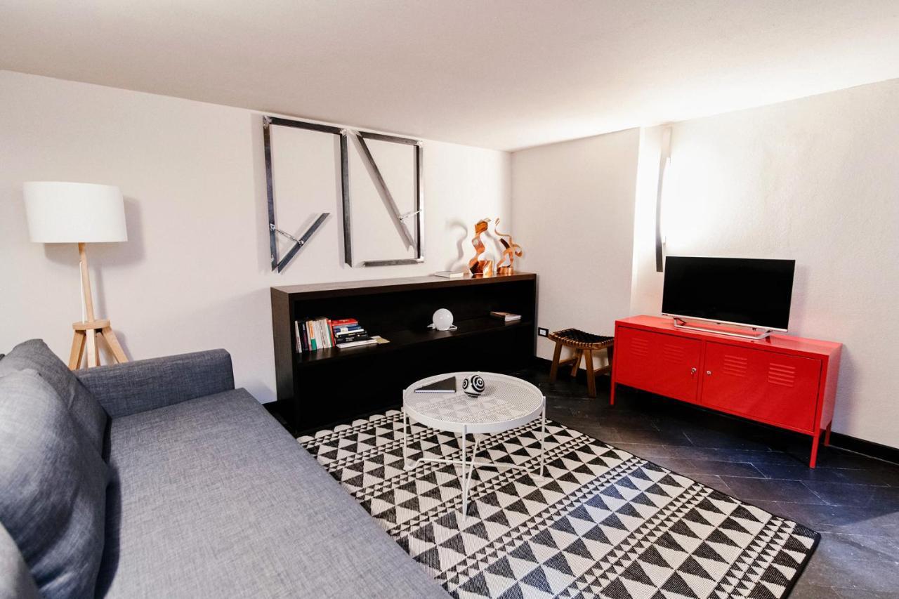 Apartament Palazzo Del Pero - The House Of Travelers Como Zewnętrze zdjęcie